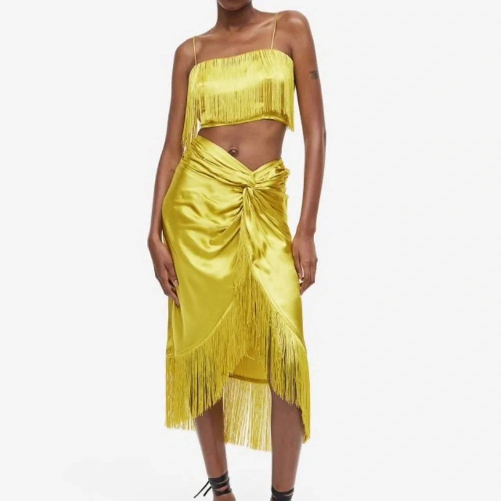 Fringe satin top - Picture 4 of 5